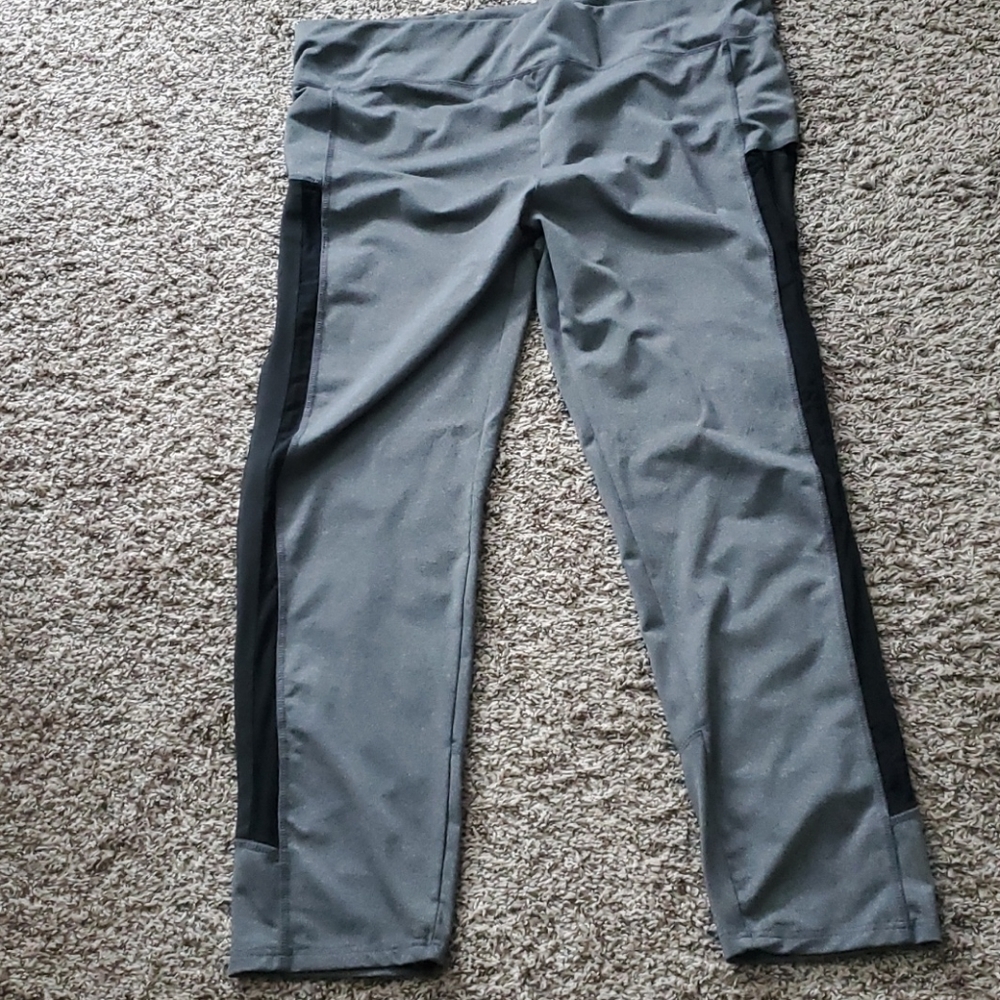 Gray jogger pant
